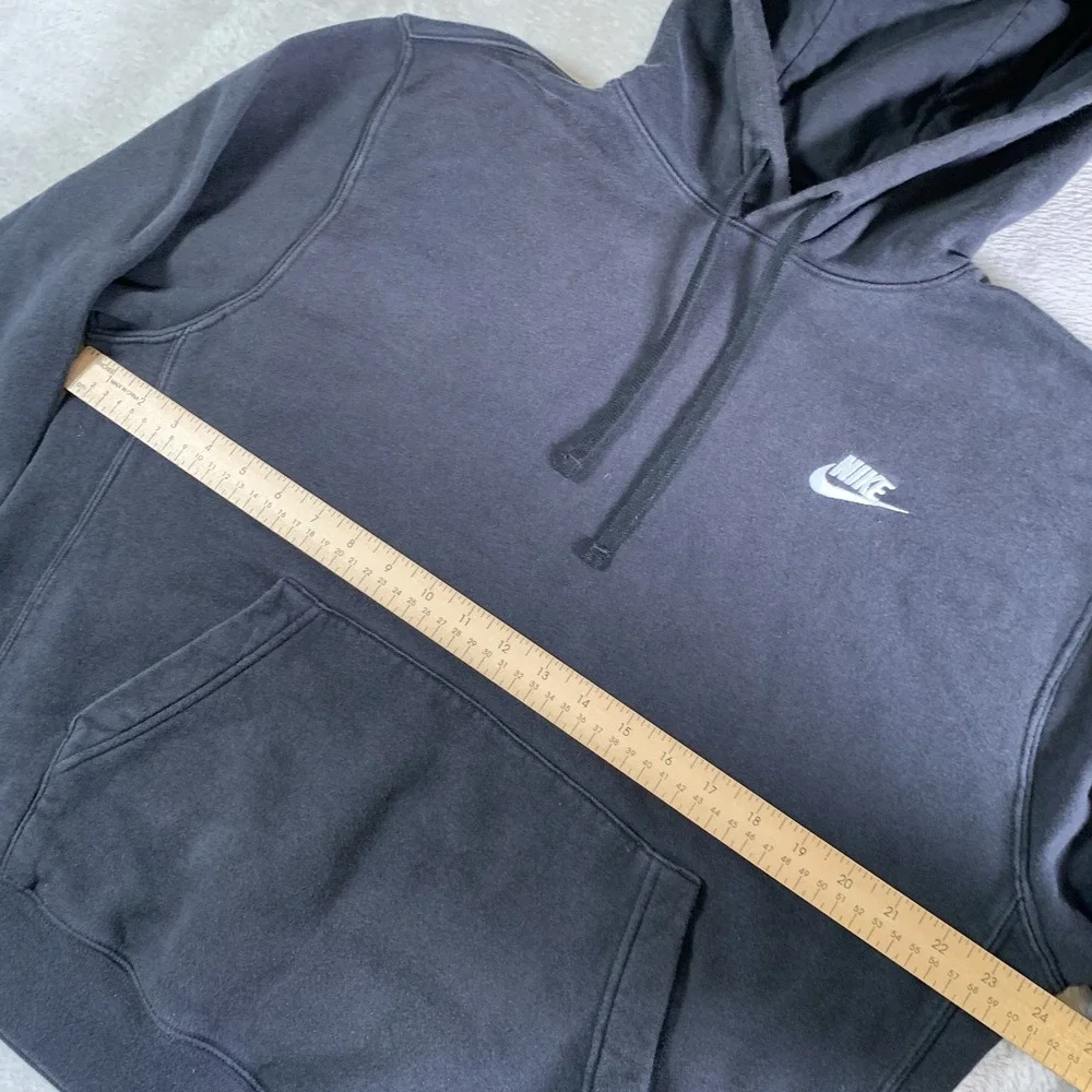 Nike Hoodie Sweatshirt Mens Medium Black Relaxed Fleece Swoosh‎ Kangaroo Pocket